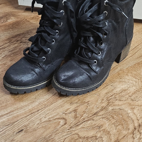 Ankle boots, black, size 8.5 - Picture 4 of 4